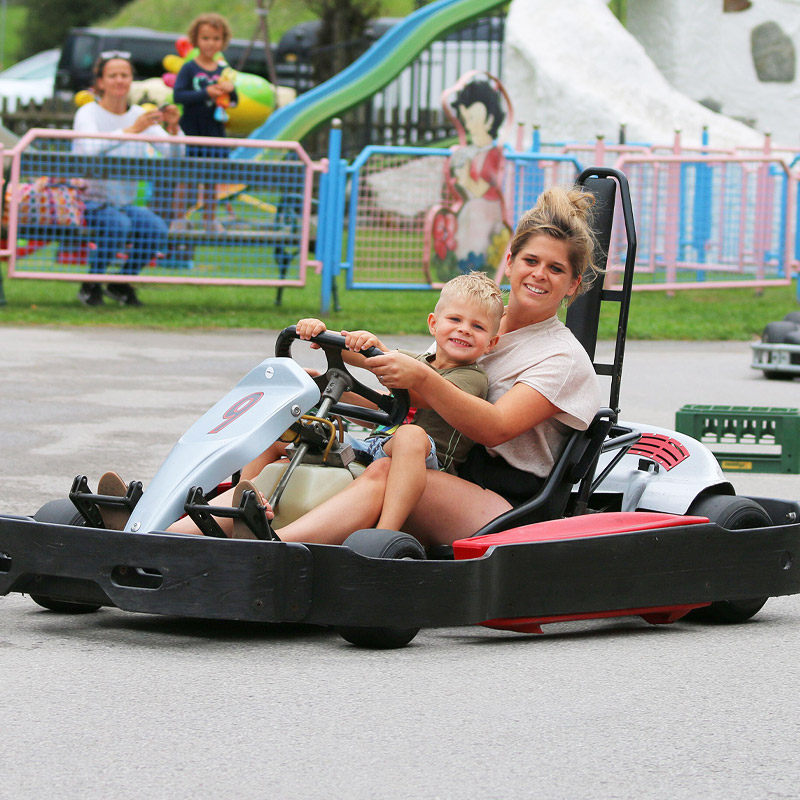 Gokart-Mutter-Sohn-Glocknerhof