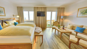 Panoramasuite-Drautalblick-Totale