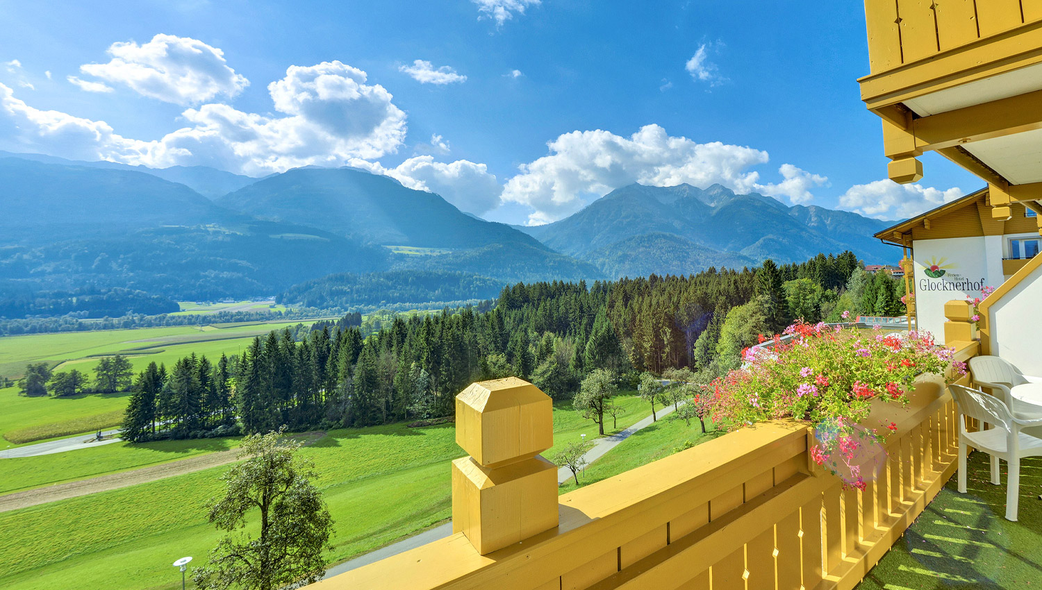 Panoramasuite Kreuzeck Ausblick vom Balkon