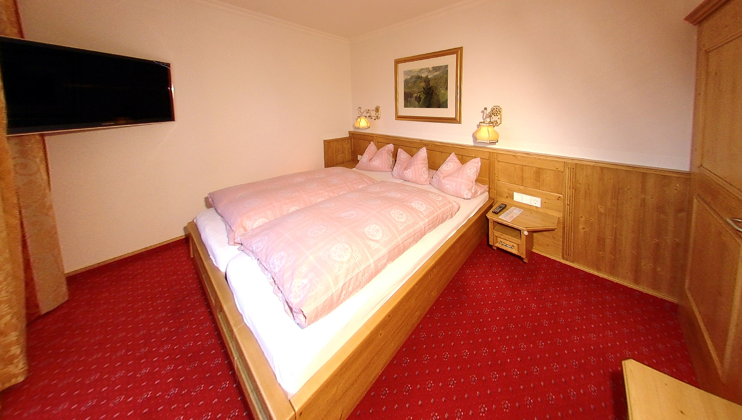 Panoramasuite-Spitzkofel-Schlafzimmer