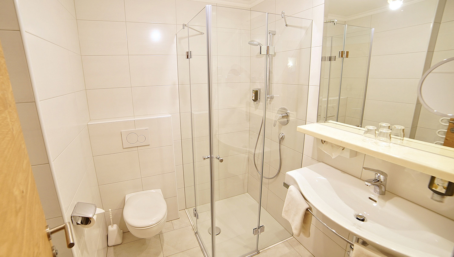 DZ Superior Badezimmer 2